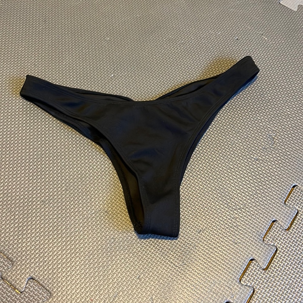 Kendall + Kylie Swim - great condition